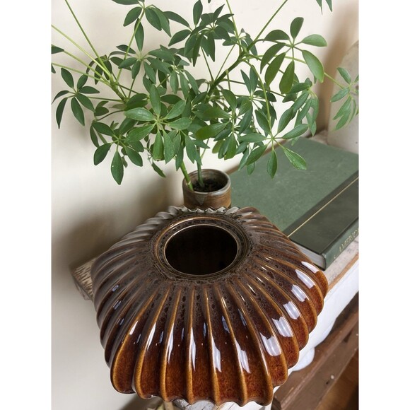 Vintage Brown Fluted Hexagon Ribbed Shaped Glazed Unique Retro Vase Planter - Picture 8 of 9